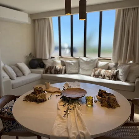Apartment L Ode